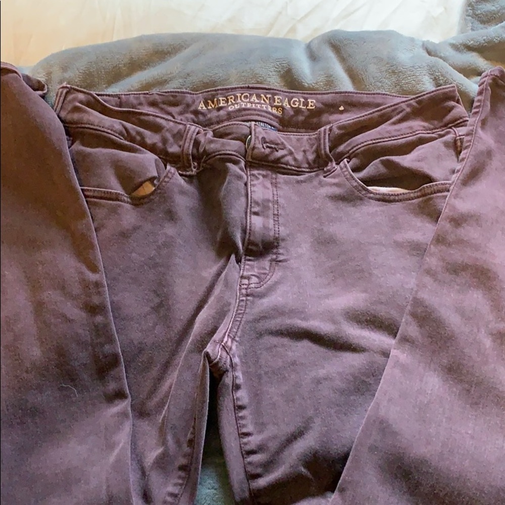 American eagle burgundy skinny jean